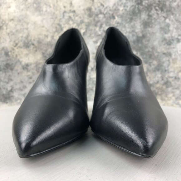 Tahari Women's Size 9M Korin Black Leather Pointed Toe Slip On Heels Pumps - Picture 3 of 16